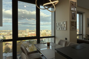 Продажа трехкомнатной квартиры в Днепре, на ул. Костомаровская 1А, район Центральный Холм фото 2