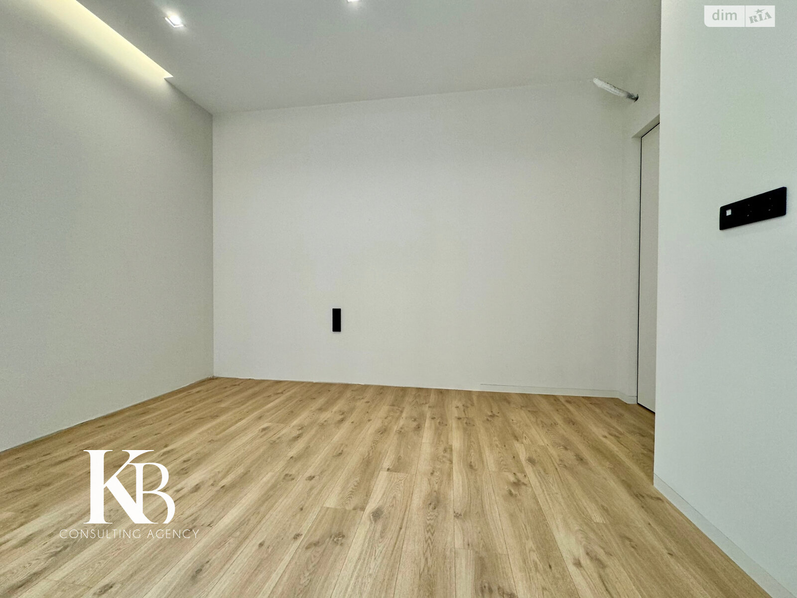 Продаж трикімнатної квартири в Дніпрі, на бул. Кучеревського 1, район Центральний Пагорб фото 1 Продаж трикімнатної квартири в Дніпрі, на бул. Кучеревського 1, район Центральний Пагорб фото 1