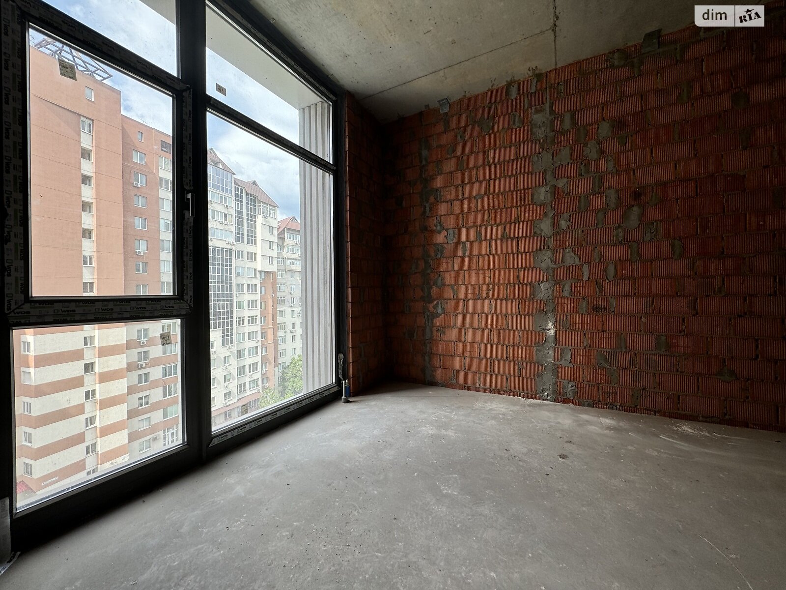 Продажа трехкомнатной квартиры в Днепре, на бул. Кучеревского 1А, район Центральный Холм фото 1 Продажа трехкомнатной квартиры в Днепре, на бул. Кучеревского 1А, район Центральный Холм фото 1