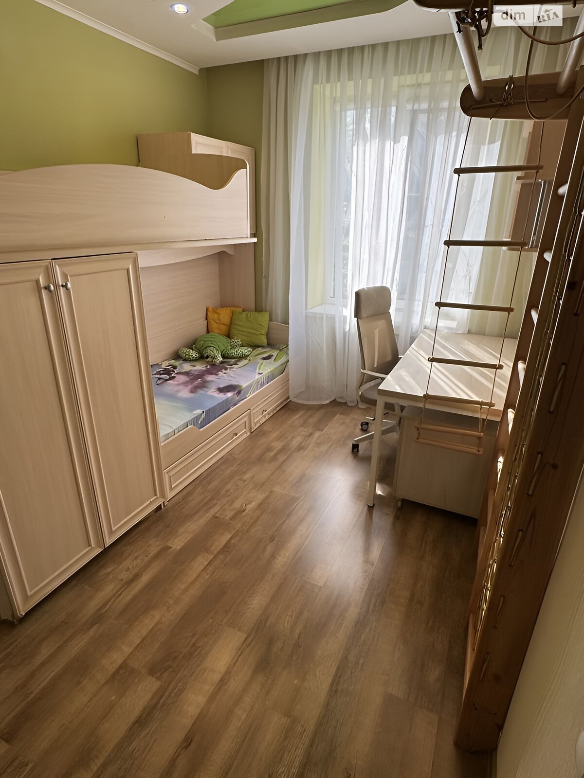 Продаж трикімнатної квартири в Дніпрі, на вул. Воскресенська 46, район Центральний Пагорб фото 1 Продаж трикімнатної квартири в Дніпрі, на вул. Воскресенська 46, район Центральний Пагорб фото 1
