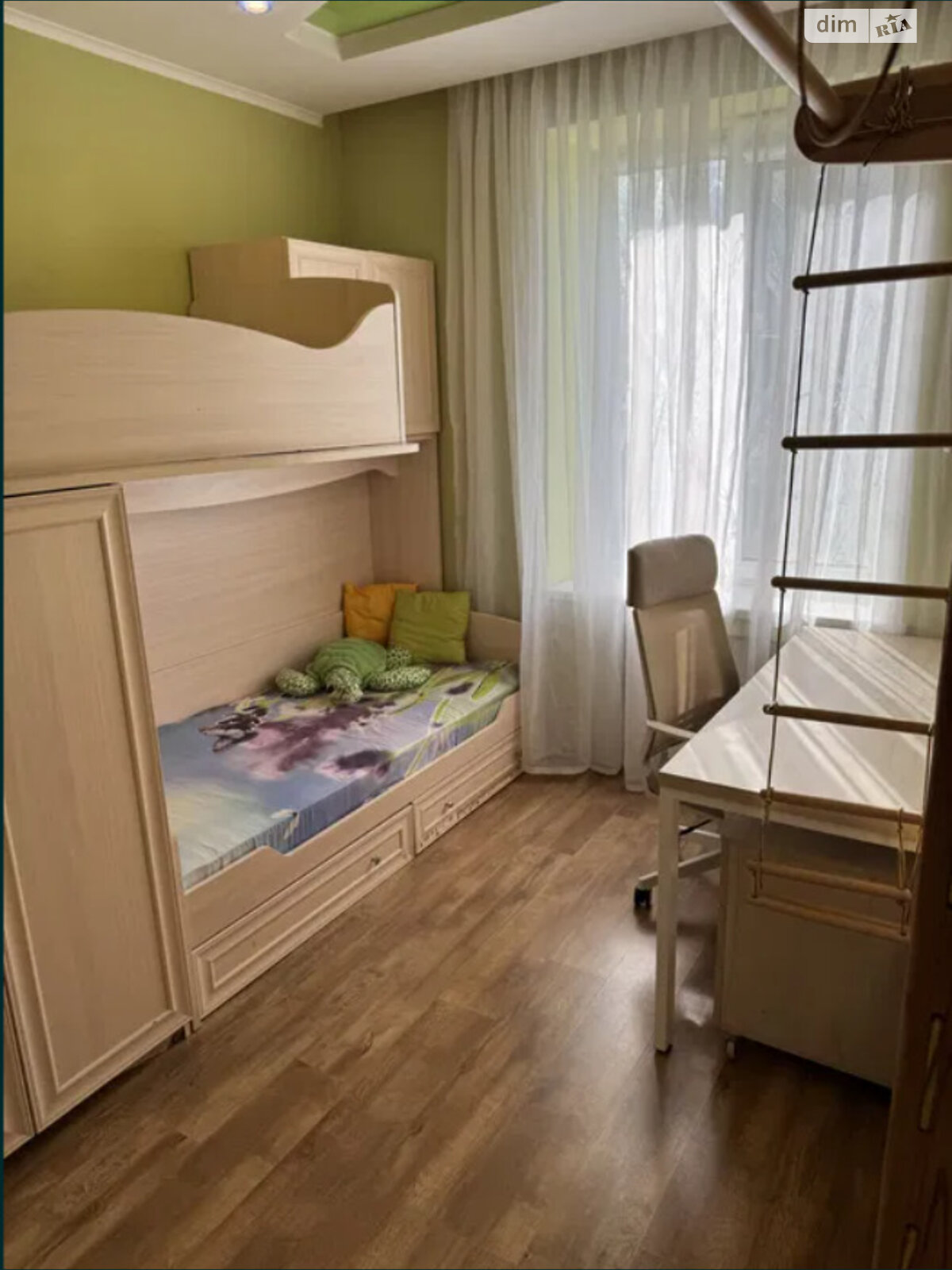 Продажа трехкомнатной квартиры в Днепре, на ул. Воскресенская 46, район Центральный Холм фото 1 Продажа трехкомнатной квартиры в Днепре, на ул. Воскресенская 46, район Центральный Холм фото 1