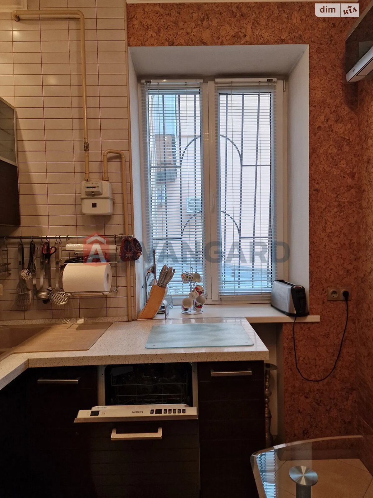 Продаж двокімнатної квартири в Дніпрі, на вул. Грушевського Михайла 3Б, район Центральний фото 1 Продаж двокімнатної квартири в Дніпрі, на вул. Грушевського Михайла 3Б, район Центральний фото 1