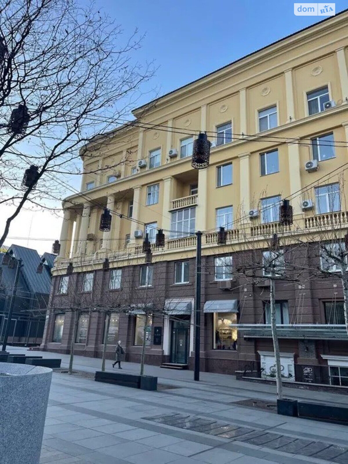 Продаж трикімнатної квартири в Дніпрі, на вул. Короленка, район Центральний фото 1
