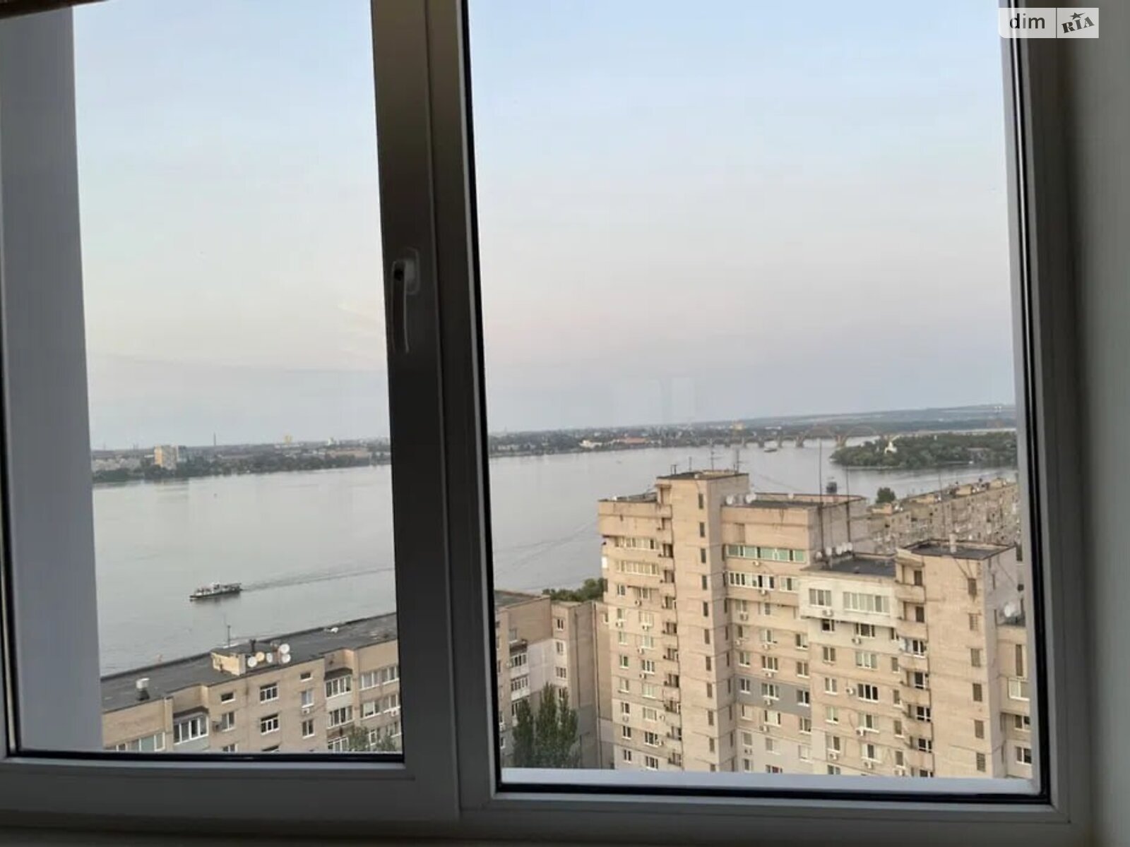 Продаж чотирикімнатної квартири в Дніпрі, на узвіз Крутогірний 28, район Центральний фото 1 Продаж чотирикімнатної квартири в Дніпрі, на узвіз Крутогірний 28, район Центральний фото 1