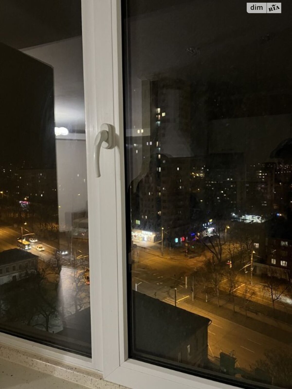 Продаж двокімнатної квартири в Дніпрі, на просп. Поля Олександра 27, район Центральний фото 1
