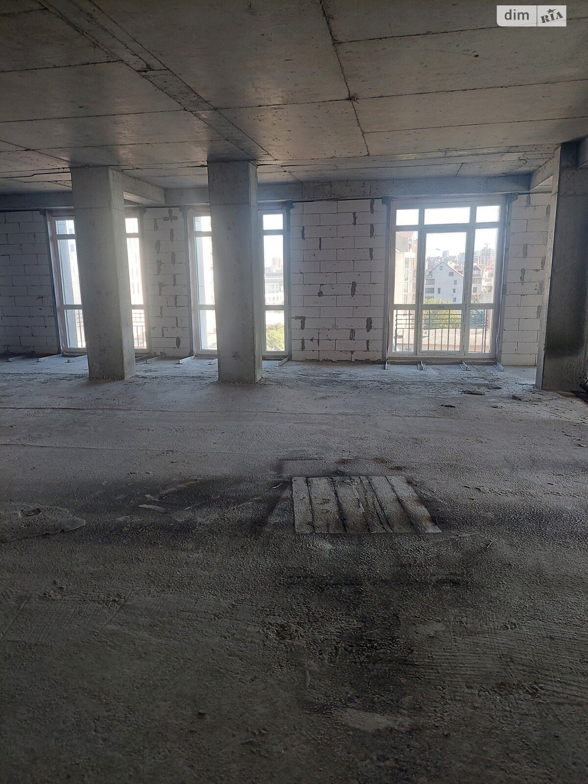 Продажа пятикомнатной квартиры в Днепре, на ул. Староказацкая 50Б, район Центральный фото 1 Продажа пятикомнатной квартиры в Днепре, на ул. Староказацкая 50Б, район Центральный фото 1