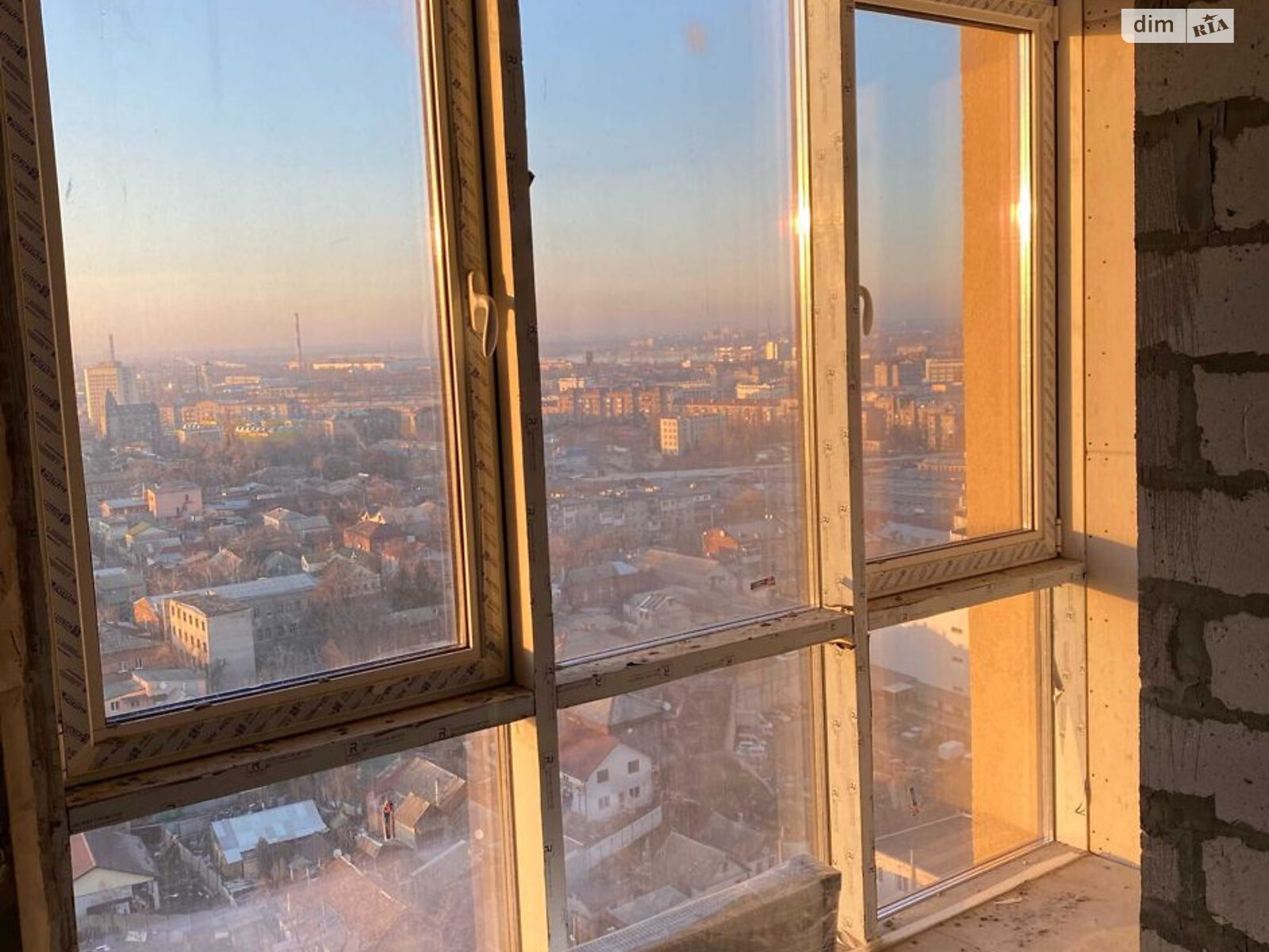 Продажа трехкомнатной квартиры в Днепре, на ул. Степана Бандеры 15, район Центральный фото 1 Продажа трехкомнатной квартиры в Днепре, на ул. Степана Бандеры 15, район Центральный фото 1