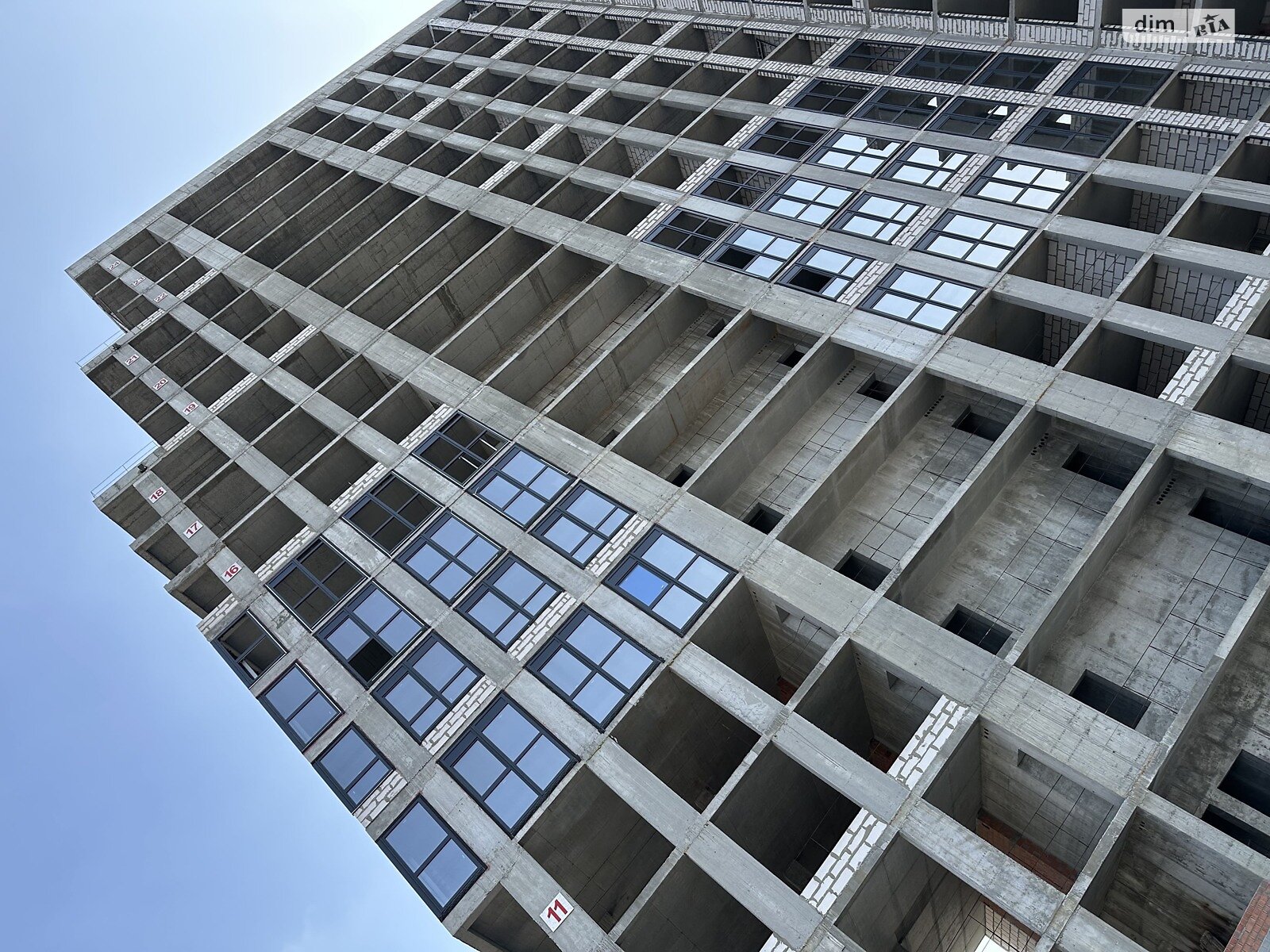Продажа трехкомнатной квартиры в Днепре, на ул. Уляновская 11, фото 1 Продажа трехкомнатной квартиры в Днепре, на ул. Уляновская 11, фото 1