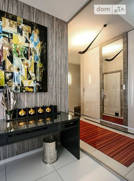 Продажа пятикомнатной квартиры в Днепре, на Кучеревского район Центральный фото 1 Продажа пятикомнатной квартиры в Днепре, на Кучеревского район Центральный фото 1