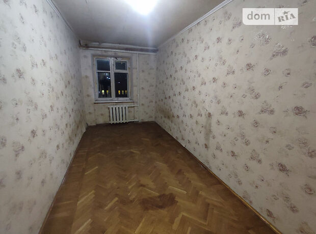 Продажа трехкомнатной квартиры в Днепре, на ул. Владимира Мономаха, район ЦУМ фото 1 Продажа трехкомнатной квартиры в Днепре, на ул. Владимира Мономаха, район ЦУМ фото 1