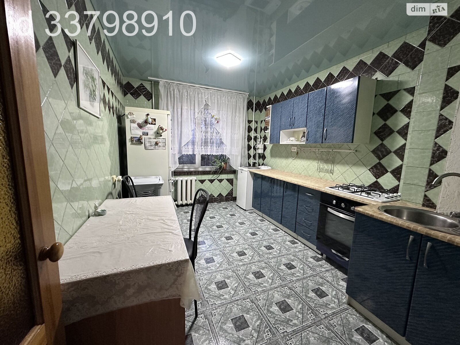 Продажа трехкомнатной квартиры в Днепре, на ул. Каруны, район Воронцова фото 1