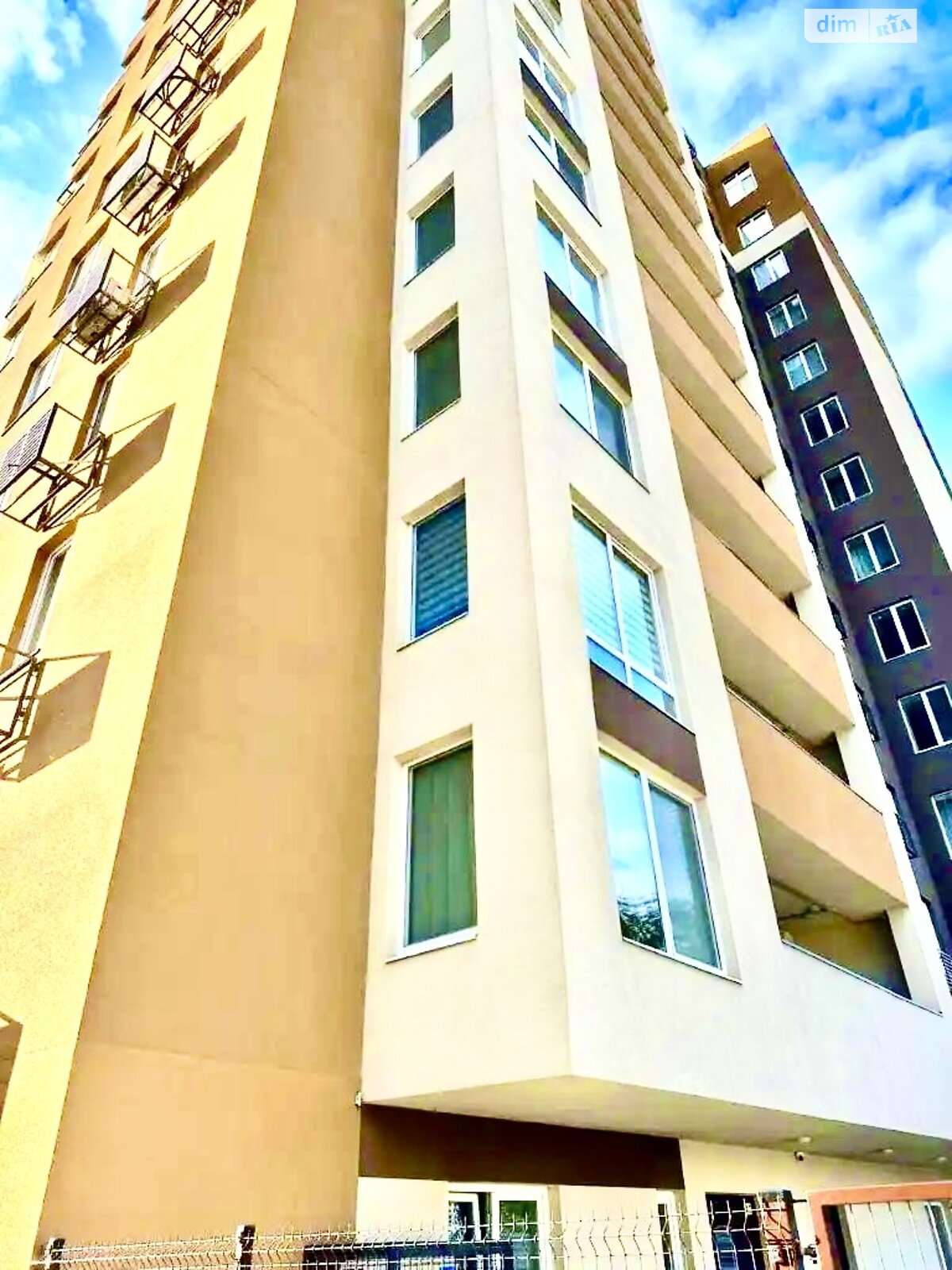 Продаж чотирикімнатної квартири в Дніпрі, на вул. Луговська 248, кв. 7, район Воронцова фото 1 Продаж чотирикімнатної квартири в Дніпрі, на вул. Луговська 248, кв. 7, район Воронцова фото 1