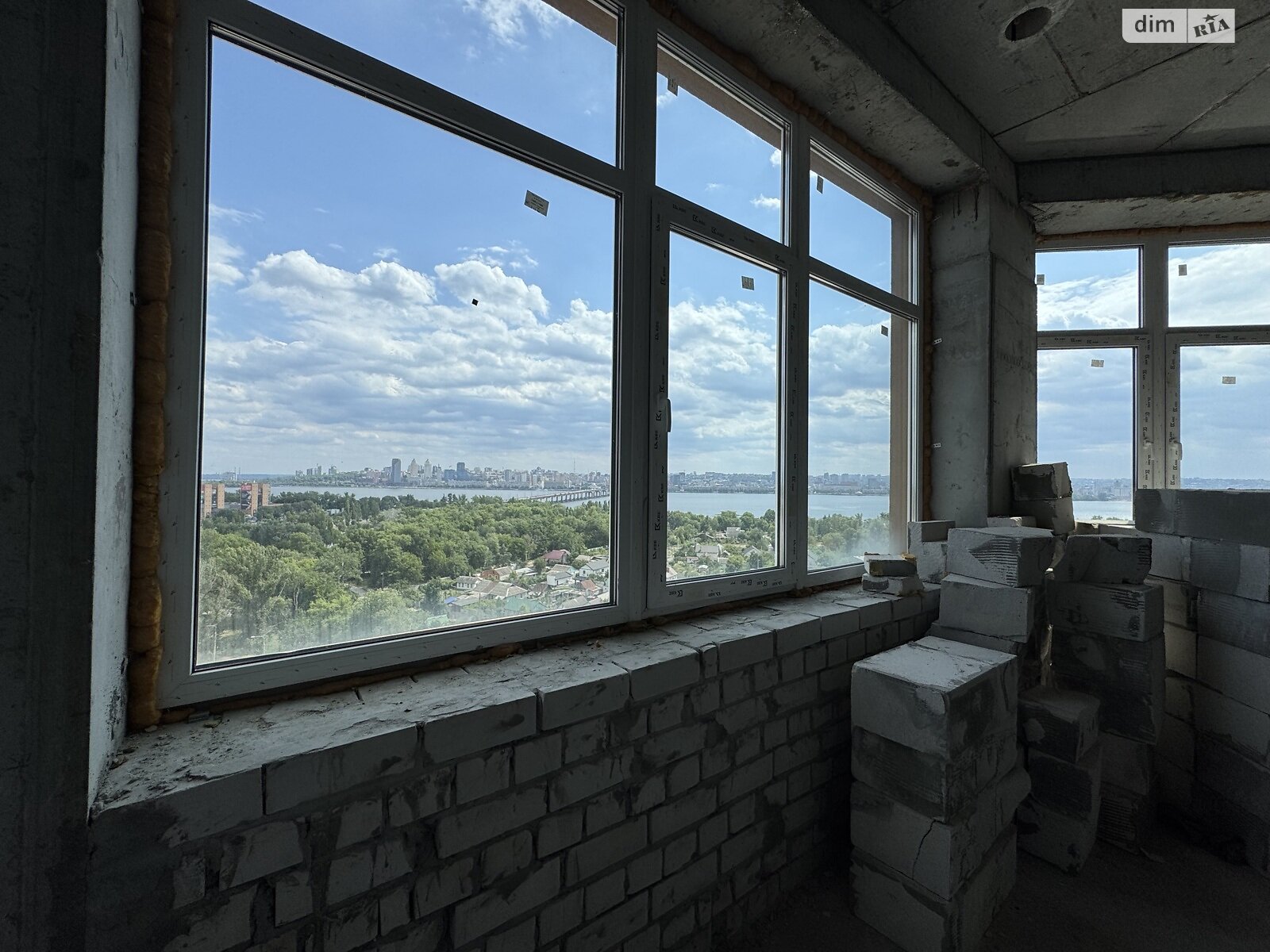 Продаж трикімнатної квартири в Дніпрі, на вул. Луговська 248, район Воронцова фото 1 Продаж трикімнатної квартири в Дніпрі, на вул. Луговська 248, район Воронцова фото 1