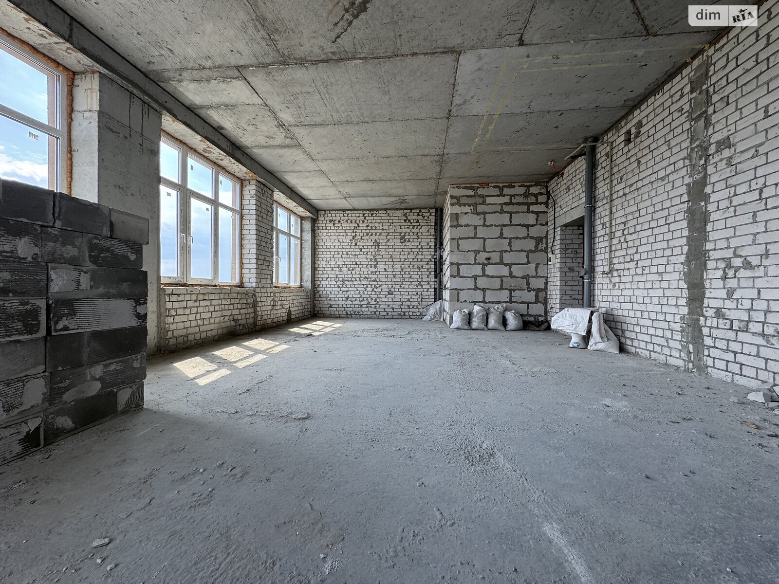 Продаж трикімнатної квартири в Дніпрі, на вул. Луговська 248, район Воронцова фото 1 Продаж трикімнатної квартири в Дніпрі, на вул. Луговська 248, район Воронцова фото 1