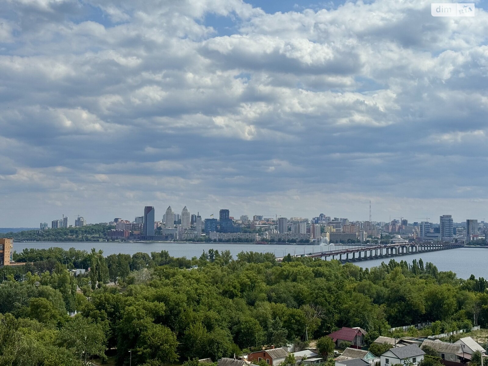 Продаж трикімнатної квартири в Дніпрі, на вул. Луговська 248, район Воронцова фото 1 Продаж трикімнатної квартири в Дніпрі, на вул. Луговська 248, район Воронцова фото 1