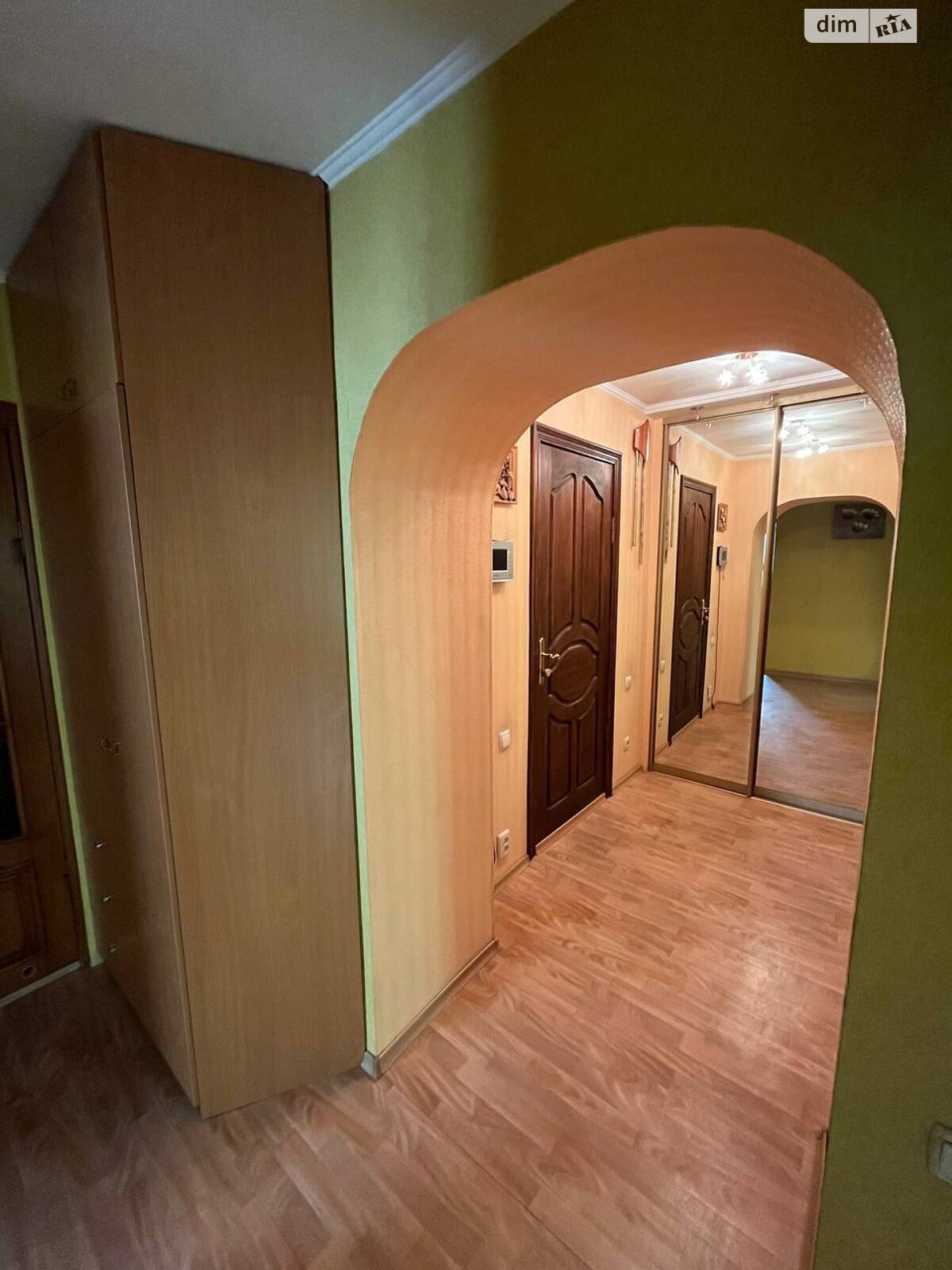 Продажа трехкомнатной квартиры в Днепре, на ул. Радистов 2, район Воронцова фото 1 Продажа трехкомнатной квартиры в Днепре, на ул. Радистов 2, район Воронцова фото 1