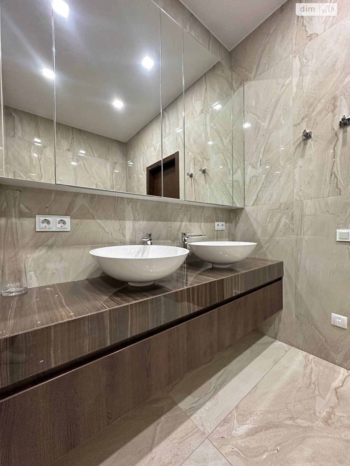 Продажа трехкомнатной квартиры в Днепре, на просп. Слобожанский 17А, район Воронцова фото 1 Продажа трехкомнатной квартиры в Днепре, на просп. Слобожанский 17А, район Воронцова фото 1