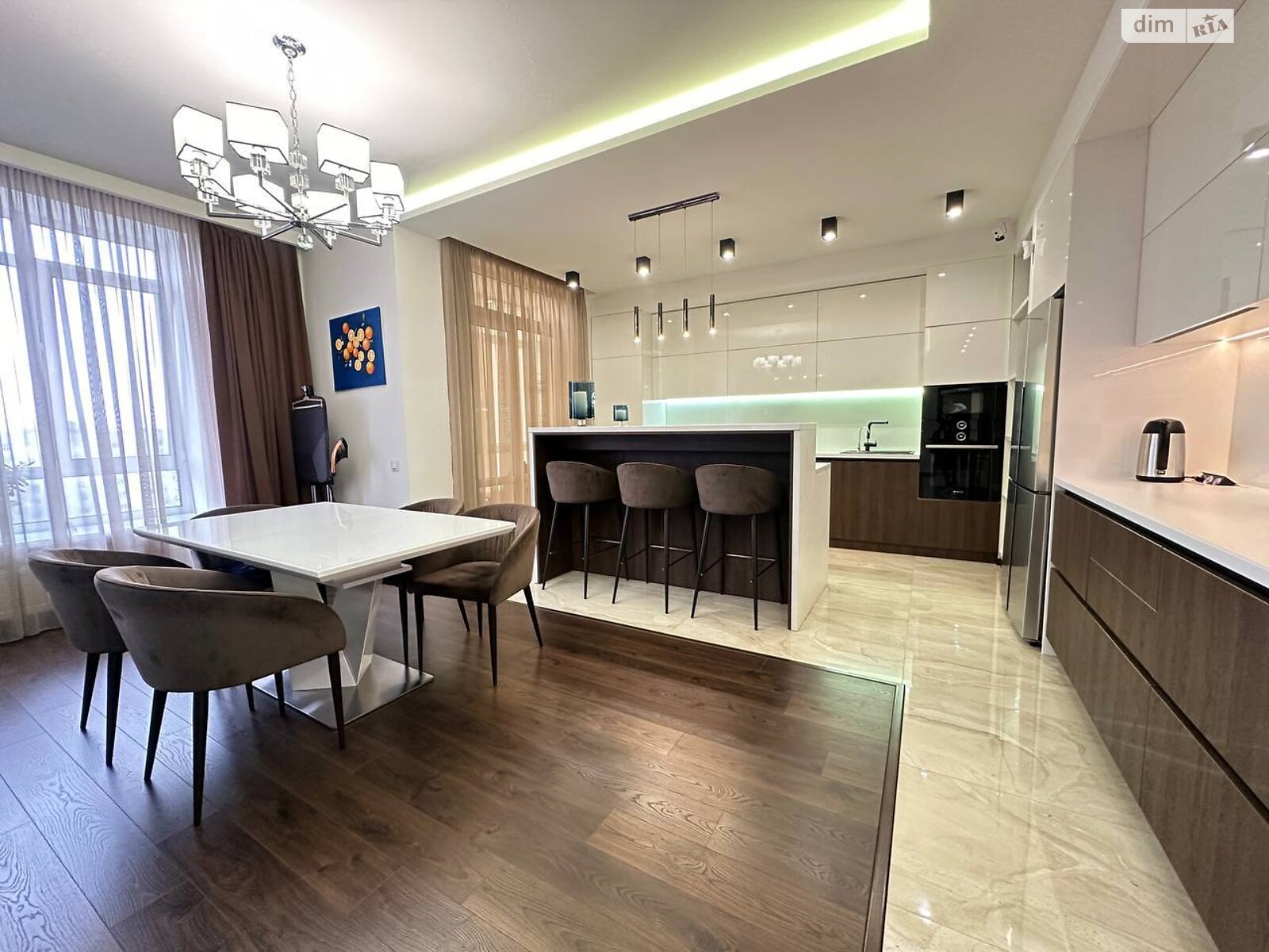 Продажа трехкомнатной квартиры в Днепре, на просп. Слобожанский 17А, район Воронцова фото 1 Продажа трехкомнатной квартиры в Днепре, на просп. Слобожанский 17А, район Воронцова фото 1