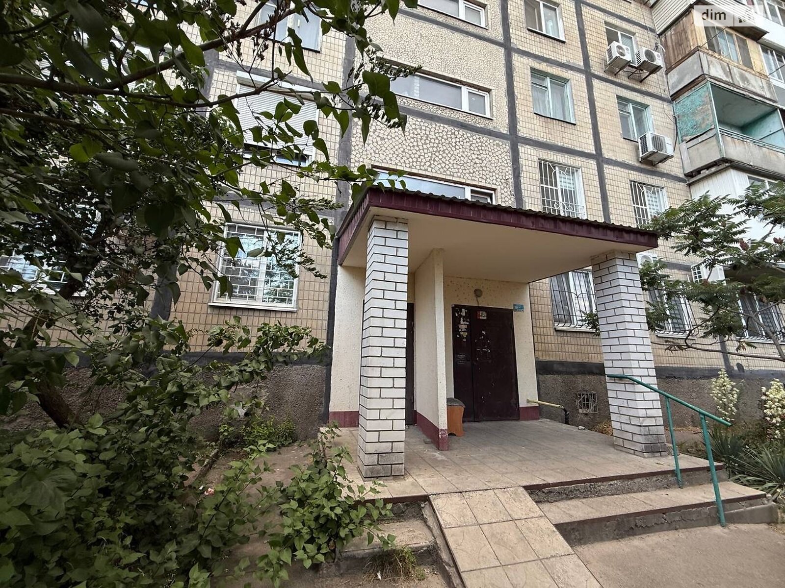 Продажа трехкомнатной квартиры в Днепре, на просп. Слобожанский 8 корпус 4, район Воронцова фото 1 Продажа трехкомнатной квартиры в Днепре, на просп. Слобожанский 8 корпус 4, район Воронцова фото 1