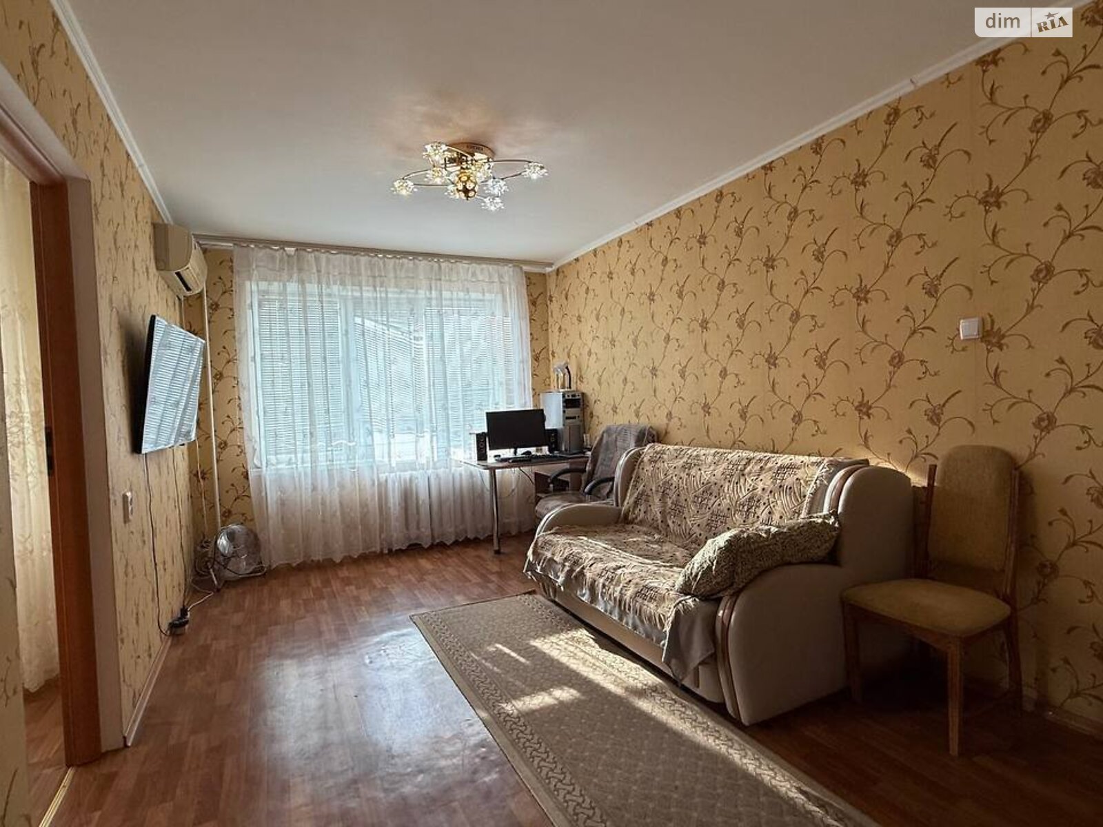 Продаж трикімнатної квартири в Дніпрі, на просп. Слобожанський, район Воронцова фото 1 Продаж трикімнатної квартири в Дніпрі, на просп. Слобожанський, район Воронцова фото 1