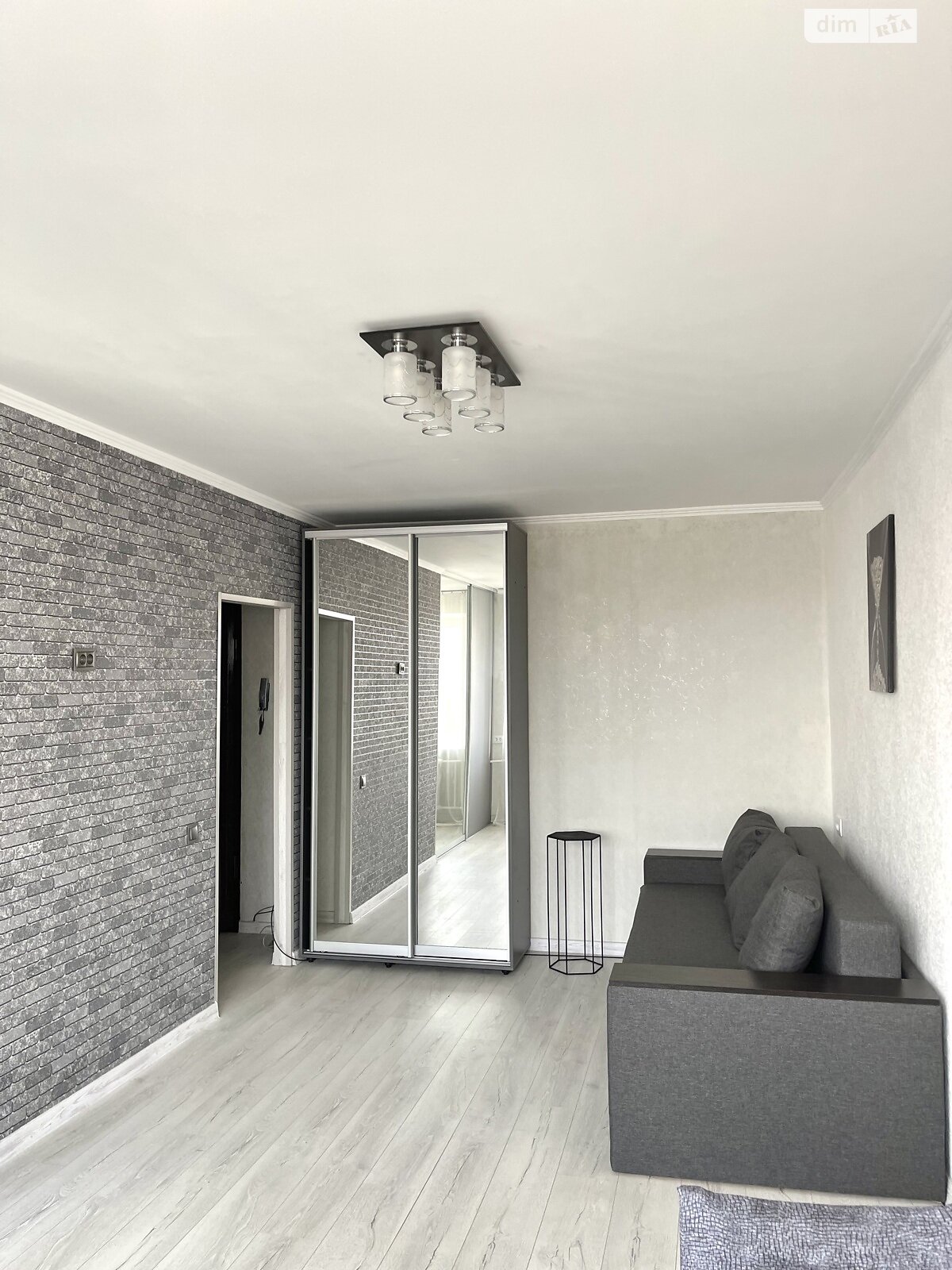 Продажа однокомнатной квартиры в Днепре, на ул. Вознесенская 25, фото 1