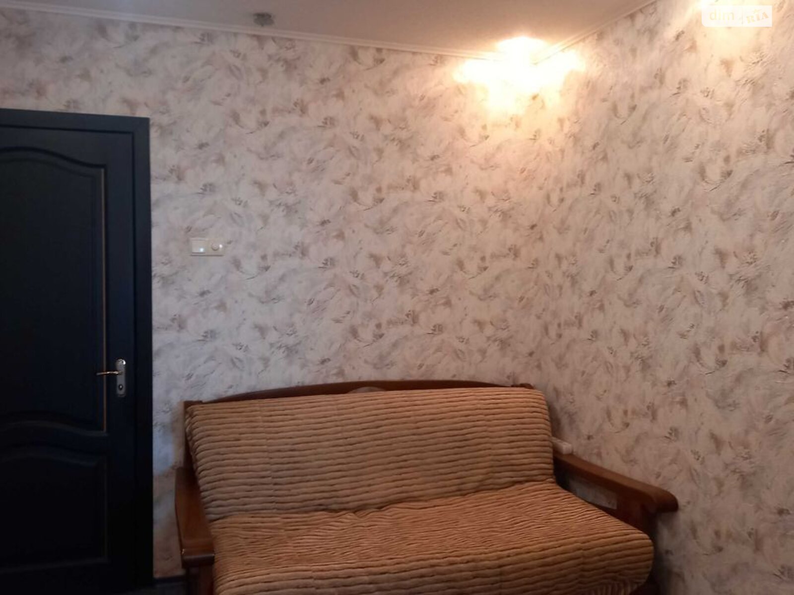Продаж трикімнатної квартири в Дніпрі, на вул. Янтарна 73 корпус 5, фото 1 Продаж трикімнатної квартири в Дніпрі, на вул. Янтарна 73 корпус 5, фото 1