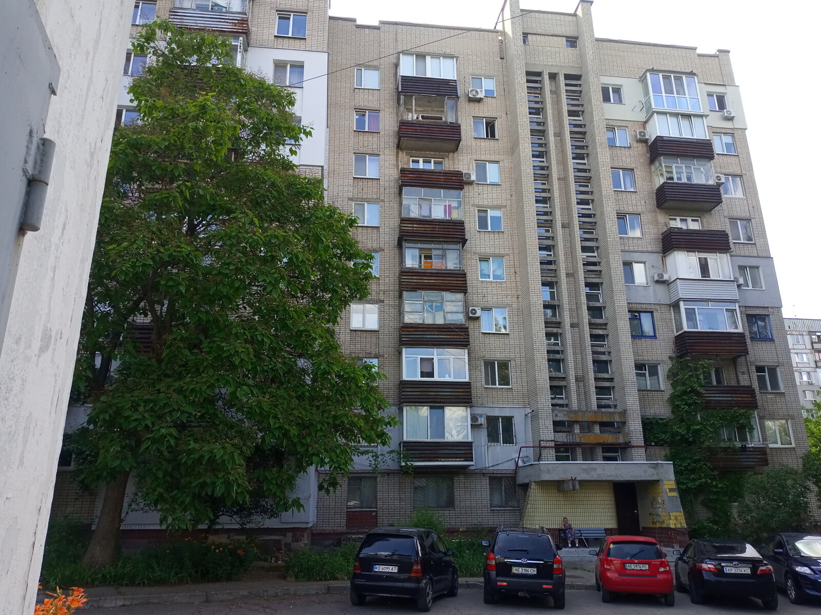 Продажа трехкомнатной квартиры в Днепре, на ул. Галицкого Данилы 7, район Западный фото 1 Продажа трехкомнатной квартиры в Днепре, на ул. Галицкого Данилы 7, район Западный фото 1