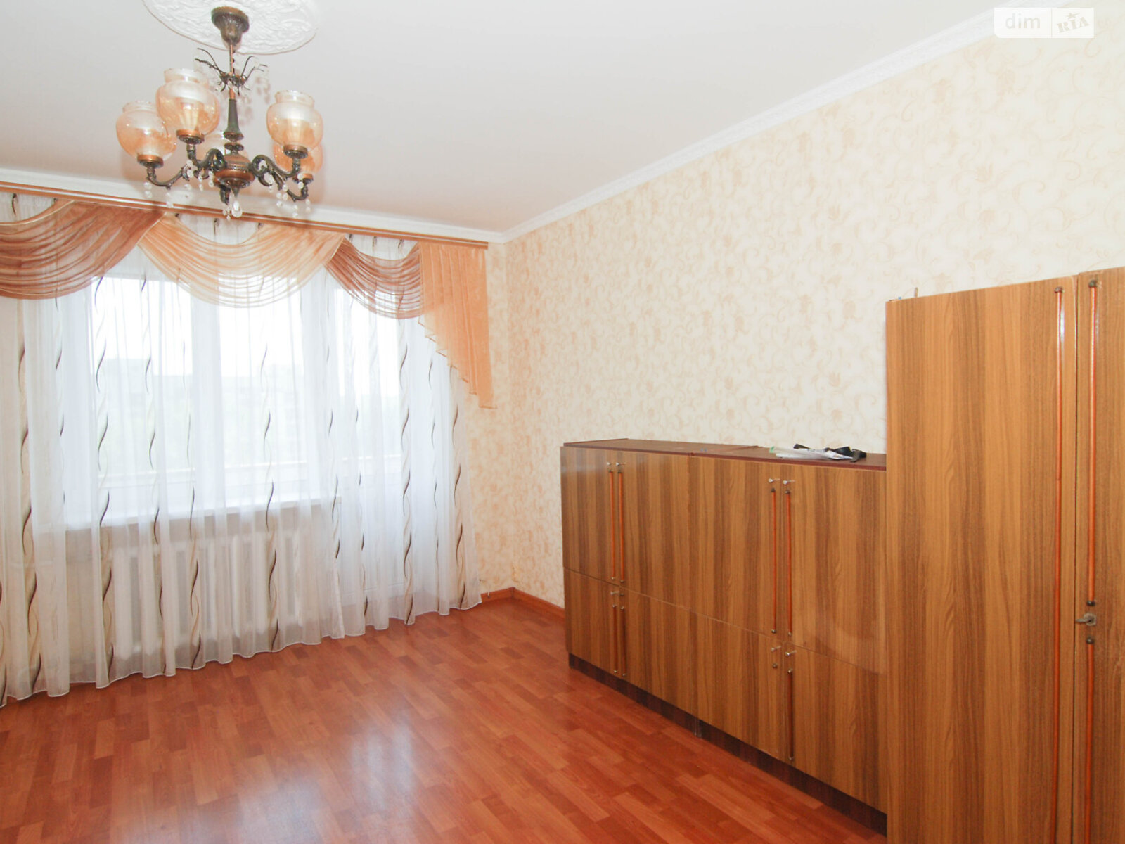 Продажа трехкомнатной квартиры в Днепре, на ул. Галицкого Данилы 7, район Западный фото 1 Продажа трехкомнатной квартиры в Днепре, на ул. Галицкого Данилы 7, район Западный фото 1
