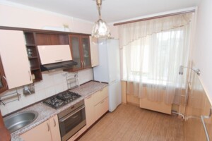 Продаж трикімнатної квартири в Дніпрі, на вул. Галицького Данила 7, район Західний фото 2