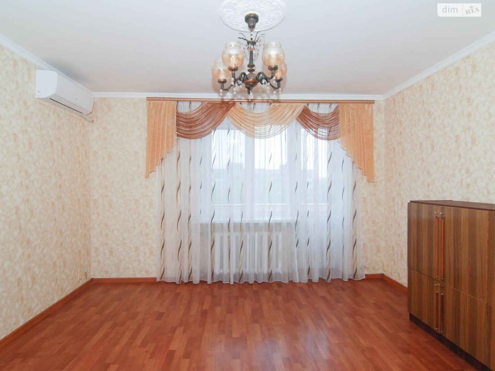 Продаж трикімнатної квартири в Дніпрі, на вул. Галицького Данила 7, район Західний фото 1 Продаж трикімнатної квартири в Дніпрі, на вул. Галицького Данила 7, район Західний фото 1