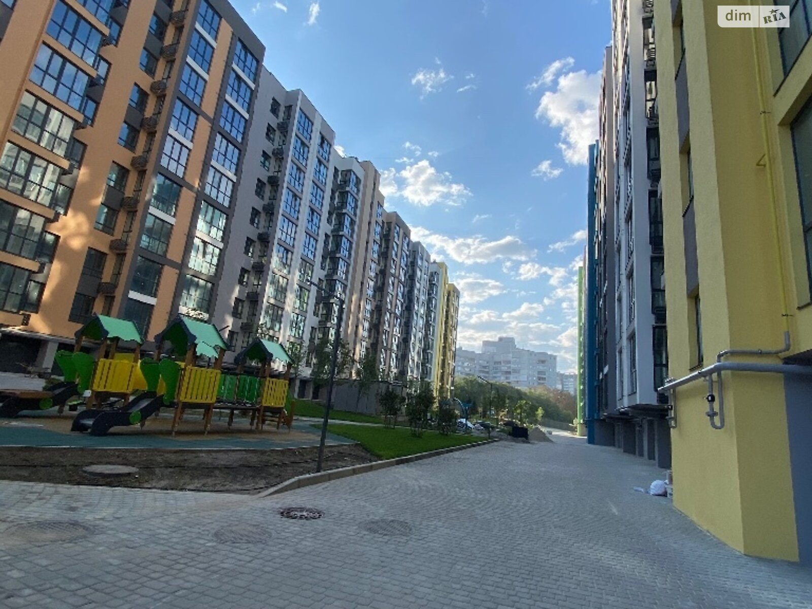 Продажа трехкомнатной квартиры в Днепре, на шоссе Запорожское 32, фото 1