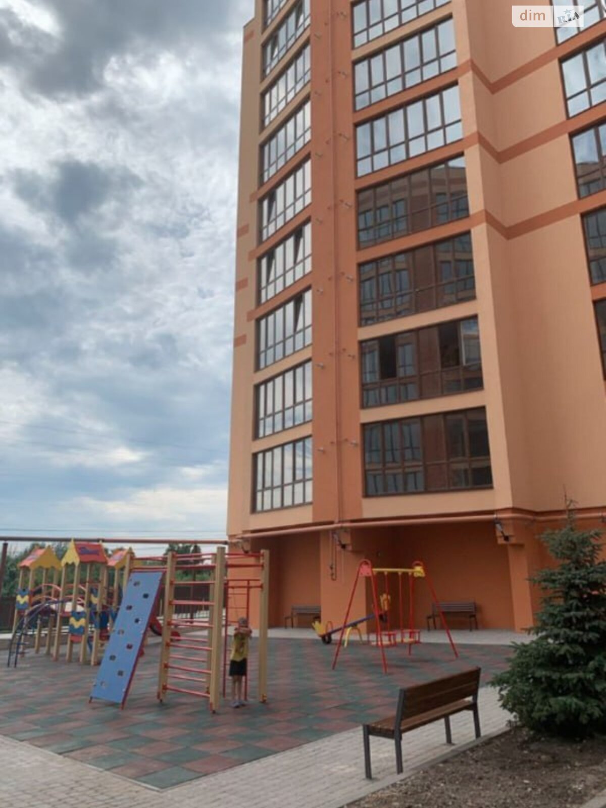 Продажа трехкомнатной квартиры в Днепре, на шоссе Запорожское 28, фото 1 Продажа трехкомнатной квартиры в Днепре, на шоссе Запорожское 28, фото 1