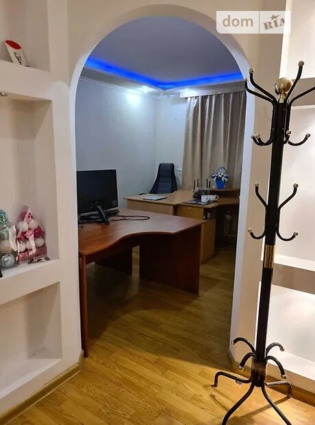 Продажа трехкомнатной квартиры в Днепре, на пер. Энергетический, район Чечеловский фото 1 Продажа трехкомнатной квартиры в Днепре, на пер. Энергетический, район Чечеловский фото 1