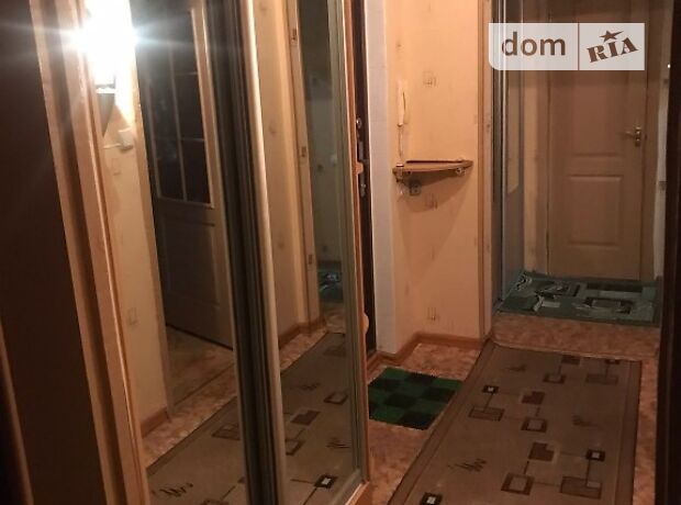 Продаж двокімнатної квартири в Дніпродзержинську район Центр фото 1 Продаж двокімнатної квартири в Дніпродзержинську район Центр фото 1
