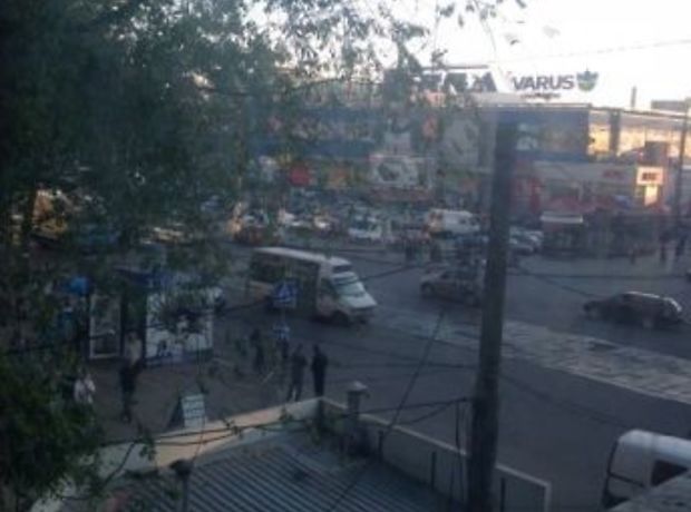 Продажа квартиры, 3 ком., Днепропетровск, р‑н. 12 квартал Продажа квартиры, 3 ком., Днепропетровск, р‑н. 12 квартал