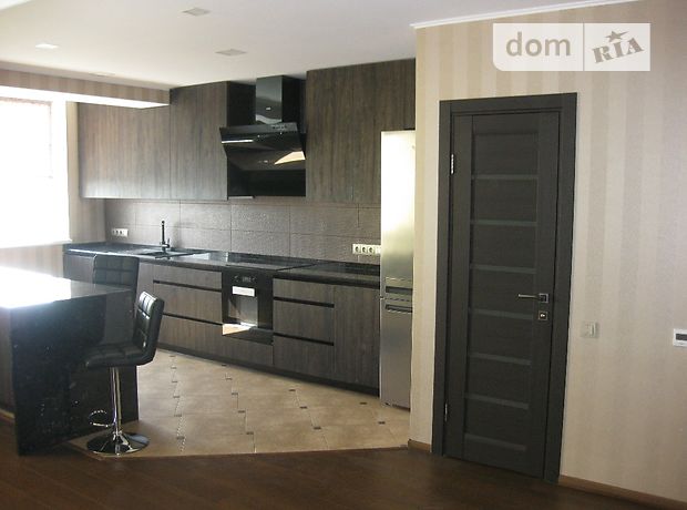 Продаж трикімнатної квартири в Дніпропетровську на Кобзаря бульвар район Індустріальний, фото 1 Продаж трикімнатної квартири в Дніпропетровську на Кобзаря бульвар район Індустріальний, фото 1