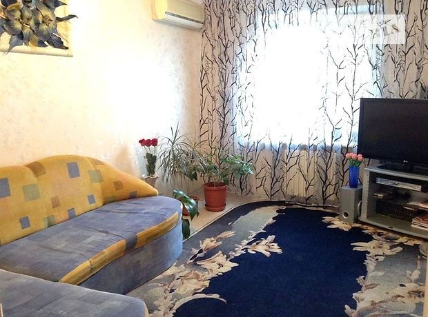 Продажа трехкомнатной квартиры в Днепропетровске, на ул. Щербины 7, район Индустриальный фото 1 Продажа трехкомнатной квартиры в Днепропетровске, на ул. Щербины 7, район Индустриальный фото 1