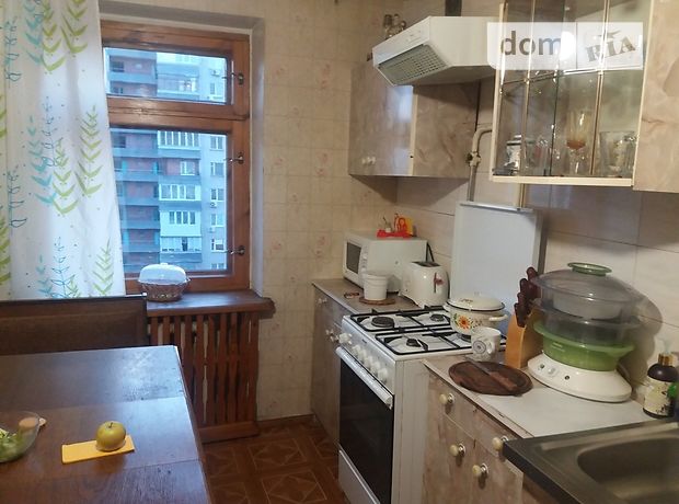 Продажа трехкомнатной квартиры в Днепре, на ул. Савкина, район Красный Камень фото 1