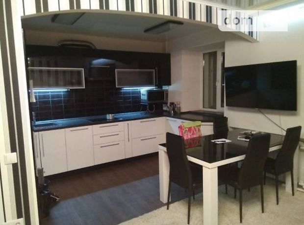 Продажа квартиры, 3 ком., Днепропетровск, р‑н. Красный Камень Продажа квартиры, 3 ком., Днепропетровск, р‑н. Красный Камень