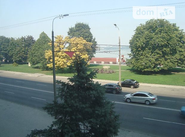 Продаж чотирикімнатної квартири в Дніпропетровську на ул. Сечеславская Набережная район Набережна фото 1 Продаж чотирикімнатної квартири в Дніпропетровську на ул. Сечеславская Набережная район Набережна фото 1