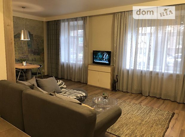 Продажа квартиры, 4 ком., Днепропетровск, р‑н. Нагорка, Жуковского улица, дом 41 Продажа квартиры, 4 ком., Днепропетровск, р‑н. Нагорка, Жуковского улица, дом 41