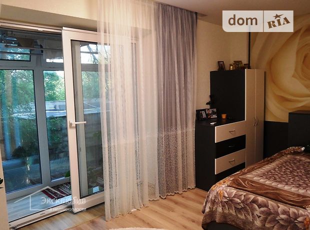 Продажа квартиры, 2 ком., Днепропетровск, р‑н. Низ Кирова, Комсомольская, дом 60 Продажа квартиры, 2 ком., Днепропетровск, р‑н. Низ Кирова, Комсомольская, дом 60