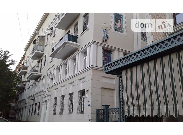 Продажа квартиры, 3 ком., Днепропетровск, р‑н. Парк Шевченко, Октябрьская площадь Продажа квартиры, 3 ком., Днепропетровск, р‑н. Парк Шевченко, Октябрьская площадь