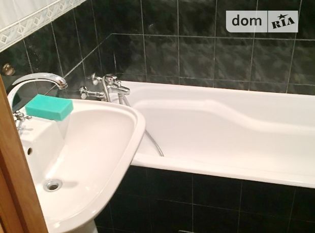 Продажа квартиры, 3 ком., Днепропетровск, р‑н. Парус, ст.м. Коммунаровская Продажа квартиры, 3 ком., Днепропетровск, р‑н. Парус, ст.м. Коммунаровская