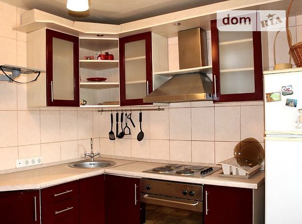 Продажа трехкомнатной квартиры в Днепропетровске, на ул. Малиновского Маршала 60, район Солнечный фото 1 Продажа трехкомнатной квартиры в Днепропетровске, на ул. Малиновского Маршала 60, район Солнечный фото 1