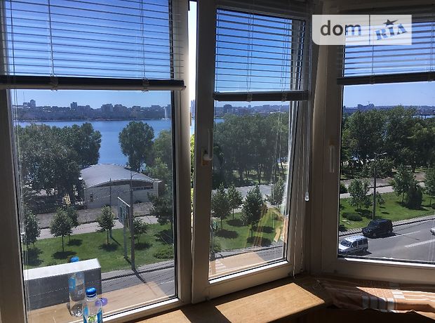 Продажа квартиры, 4 ком., Днепропетровск, р‑н. Солнечный, Малиновского Маршала улица Продажа квартиры, 4 ком., Днепропетровск, р‑н. Солнечный, Малиновского Маршала улица