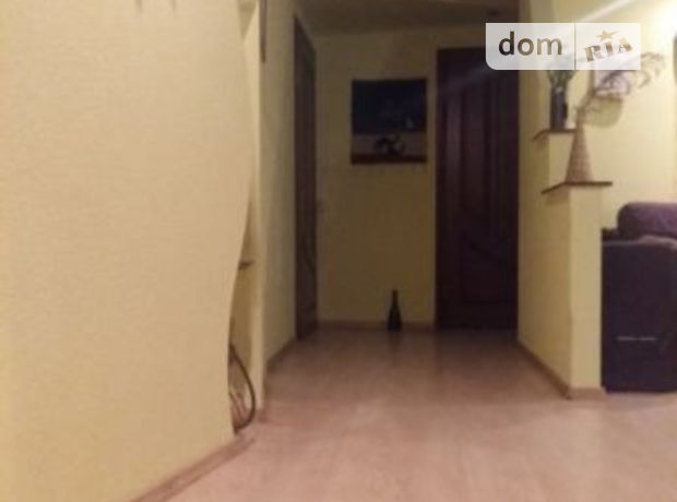 Продажа квартиры, 3 ком., Днепропетровск, р‑н. Тополь, Тополинная Продажа квартиры, 3 ком., Днепропетровск, р‑н. Тополь, Тополинная