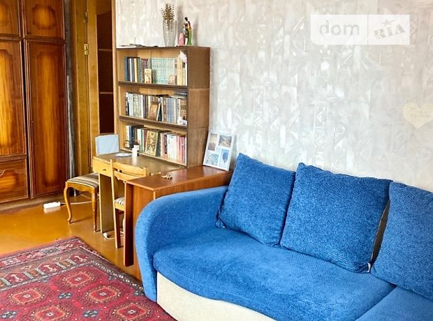 Продаж трикімнатної квартири в Дніпропетровську на вул. Сєрова район Центральний фото 1 Продаж трикімнатної квартири в Дніпропетровську на вул. Сєрова район Центральний фото 1