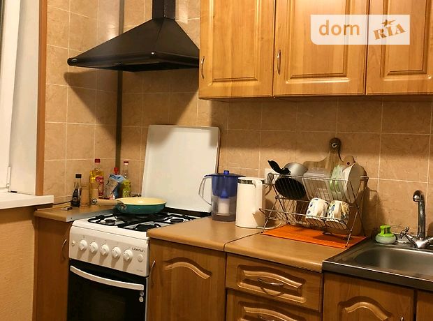 Продаж двокімнатної квартири в Дніпропетровську на вул. Героїв Сталінграду район Верх Кірова фото 1 Продаж двокімнатної квартири в Дніпропетровську на вул. Героїв Сталінграду район Верх Кірова фото 1