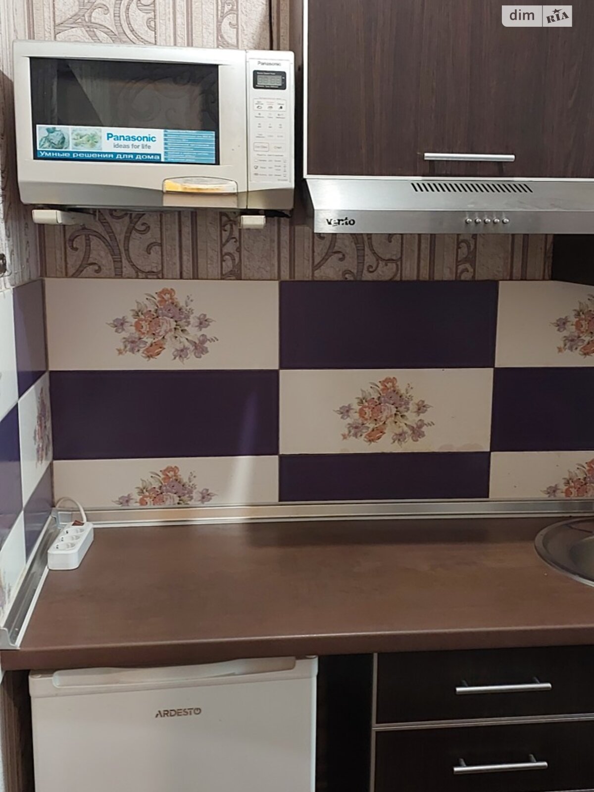 Продажа однокомнатной квартиры в Докучаевске, на ул. Докучаева 14, фото 1 Продажа однокомнатной квартиры в Докучаевске, на ул. Докучаева 14, фото 1